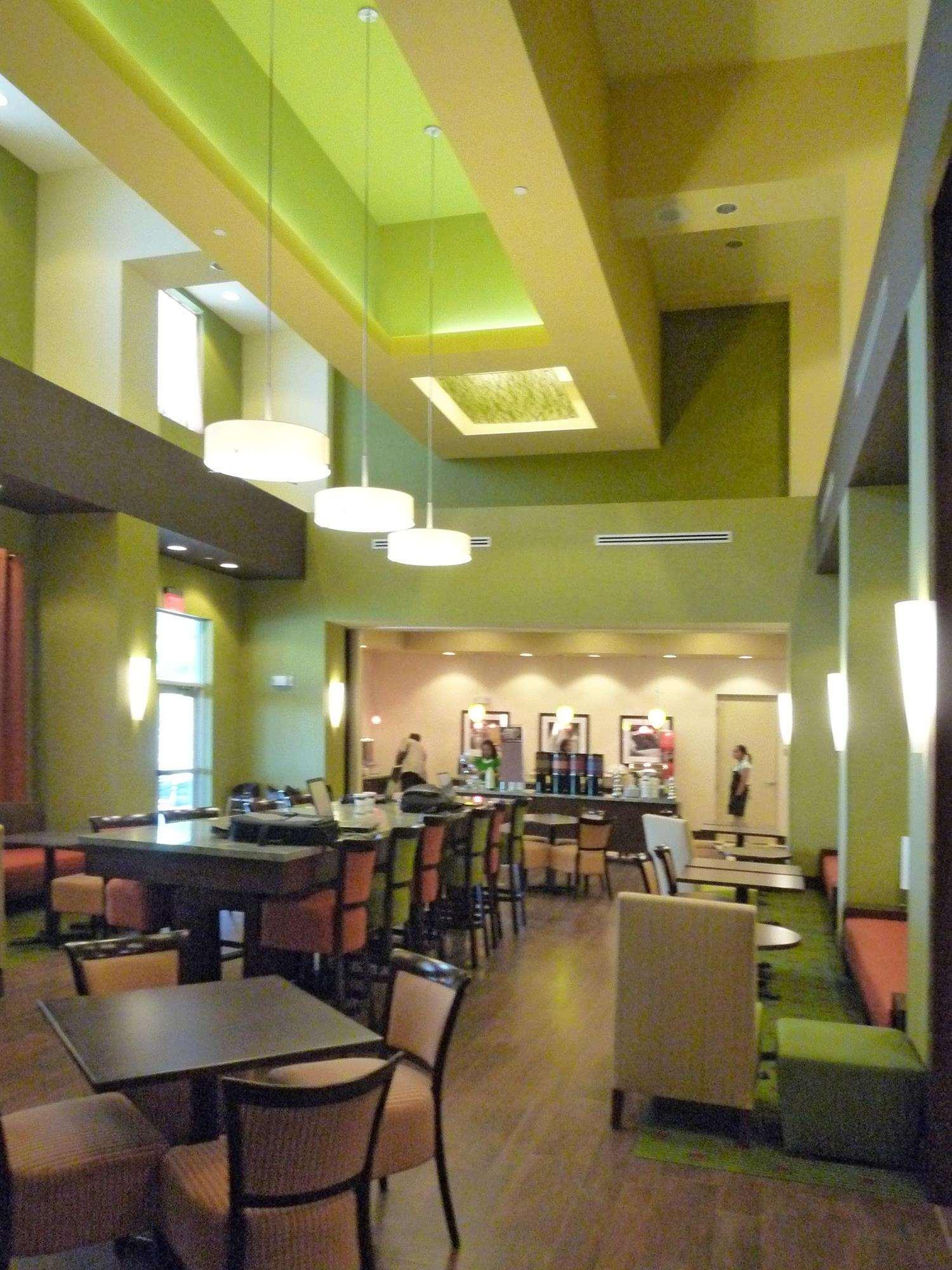 Hampton Inn & Suites Homestead Miami South Restaurant photo